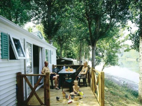 Mobilhome 6 personnes - 2 chambres en bord de Rivière et climatisé Dimanche/Dimanche (29 m²) n°0 à 2 6 personnes