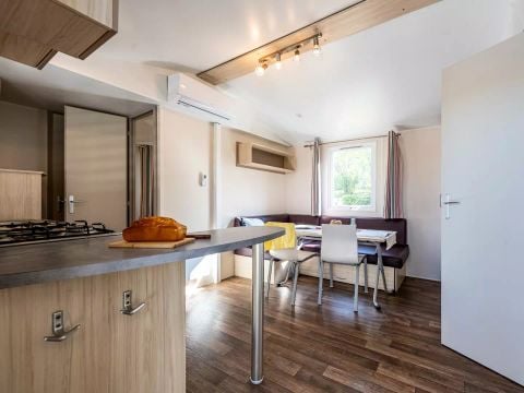 Mobilhome 6 personnes - 2 chambres en bord de Rivière et climatisé Dimanche/Dimanche (29 m²) n°0 à 2 6 personnes
