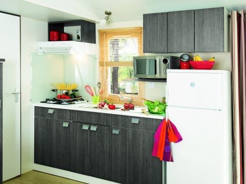 MOBILHOME 6 personnes - Confort TV 3ch -TV-terrasse couverte-plancha- 30m² | CONFORT