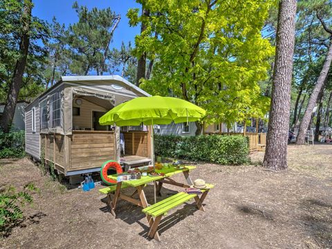 Bungalow toilé 5 personnes - Cabane Nature - 2 chambres-sans - Sanitaires-terrasse couverte-19m²-sans - TV