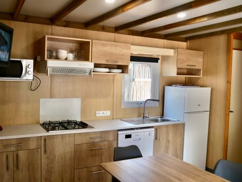 Chalet 7 personnes - Cottage Family - 3 chambres - PREMIUM - 32m²-Roselune-Clim-TV-lave-vaiss.-plancha-terrasse - XXL couverte