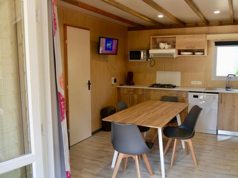 CHALET 7 personnes - Family 3ch-CLIM-terrasse XXL couverte-TV-LV-plancha-32m²| PREMIUM