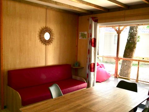 Chalet 7 personnes - Cottage Family - 3 chambres - PREMIUM - 32m²-Roselune-Clim-TV-lave-vaiss.-plancha-terrasse - XXL couverte