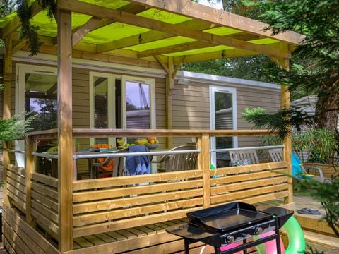 MOBILHOME 5 personnes - Premium PLUS 2ch-CLIM- 2 SDB-TV-LV-plancha-terrasse couverte-33m² | PREMIUM