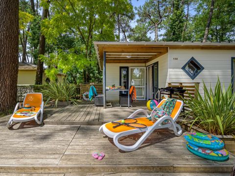 Chalet 6 personnes - Cottage Confort Clim - 3 chambres - CONFORT CLIM - 32 à 42m² - Clim - TV - Lave-vaisselle - Plancha