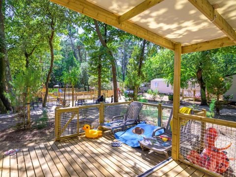 Mobilhome 5 personnes - Family - 2 chambres - PREMIUM -28m²-Roselune-Clim-TV-lave-vaiss.-plancha-terrasse - XXL couverte