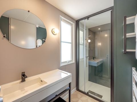 MOBILHOME 6 personnes - Garden 3ch-CLIM-baignoire-TV-LV-plancha-terrasse couverte-33m² | PREMIUM