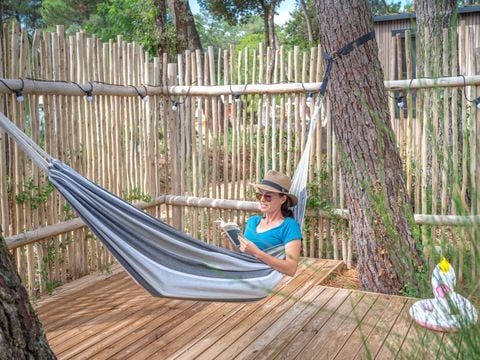 CHALET 7 personnes - Garden 3ch- CLIM-baignoire-TV-LV-plancha-piéton-terrasse couverte-32m² | PREMIUM