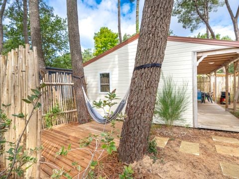 CHALET 7 personnes - Garden 3ch- CLIM-baignoire-TV-LV-plancha-piéton-terrasse couverte-32m² | PREMIUM