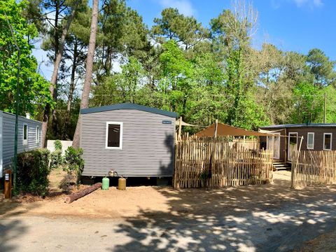 Mobilhome 10 personnes - Tribu - 5 chambres - -CLIM-2 salles de bain-TV-lave-vaisselle-Plancha-terrasse couverte-56m² - PREMIUM