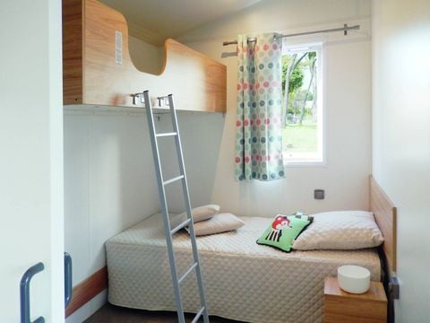 MOBILHOME 5 personnes - Life 2ch PMR- CLIM -TV-LV-plancha-32m²-terrasse couverte | PREMIUM 