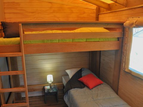 LODGE 5 personnes - Cosyflower 2ch -TV-plancha-terrasse couverte-28m² | CONFORT