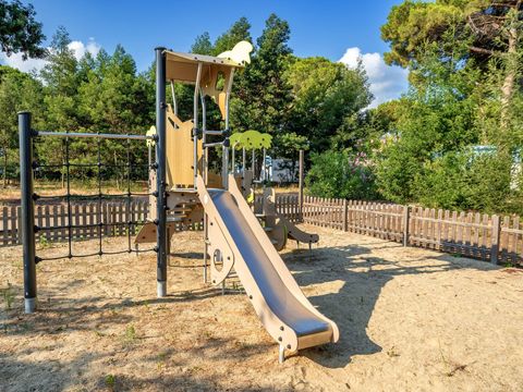 Camping Domaine d'Anghione - Camping Corsica Settentrionale