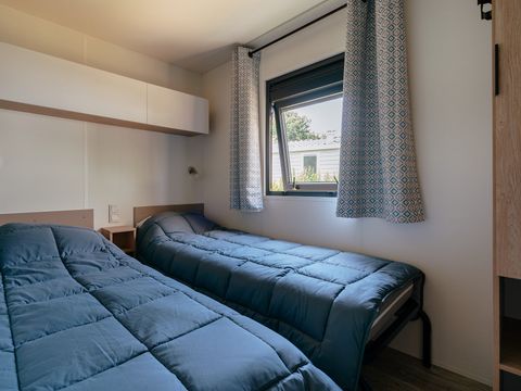 MOBILHOME 6 personnes - Premium | 3 Ch. | 6 Pers. | Terrasse surélevée | 2 SDB | Clim.