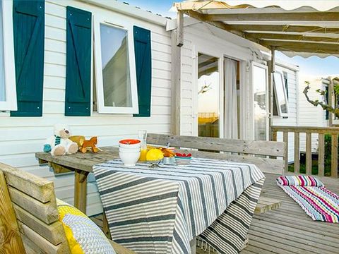 Mobilhome 4 personnes - Mobil-home | Classic | 2 Ch. | 4 Pers. | Terrasse Couverte