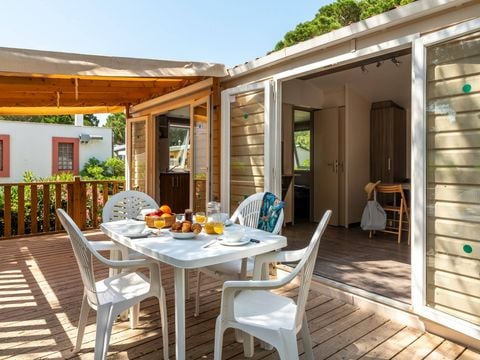 MOBILHOME 6 personnes - Classic | 2 Ch. | 4/6 Pers. | Terrasse surélevée | 1 SDB | Clim.