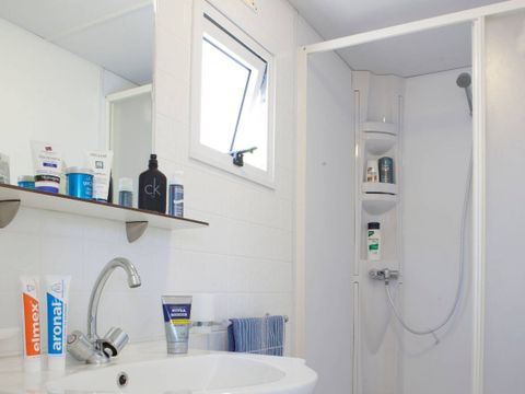 MOBILHOME 6 personnes - Classic | 2 Ch. | 4/6 Pers. | Terrasse surélevée | 1 SDB | Clim.