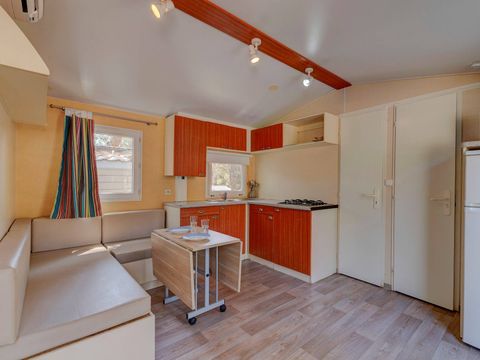 Mobilhome 6 personnes - Classic | 3 Ch. | 6 Pers. | Terrasse surélevée | 1 SDB | Clim