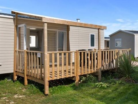 MOBILHOME 4 personnes - Comfort | 2 Ch. | 4 Pers. | *Terrasse surélevée* | 1 SDB | Clim.