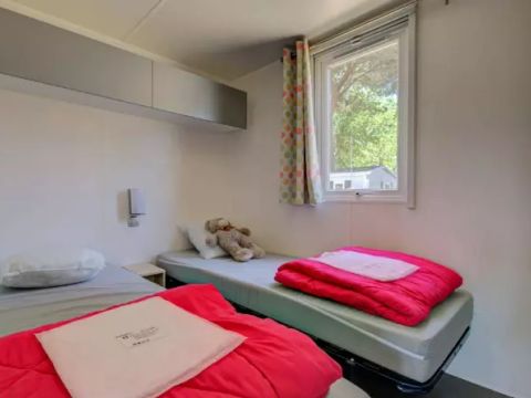 MOBILHOME 6 personnes - 4 Pièces 6 Personnes Climatisé