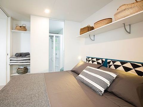 MOBILHOME 4 personnes - Comfort | 2 Ch. | 4 Pers. | Terrasse surélevée | Clim