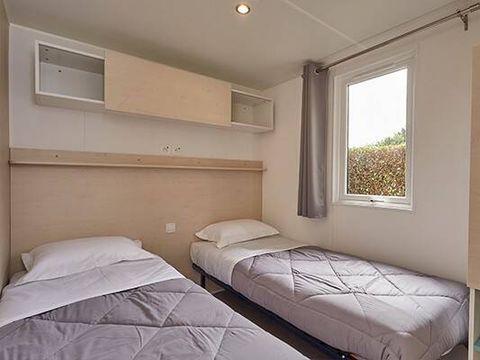 MOBILHOME 4 personnes - Ultimate | 2 Ch. | 4 Pers. | Terrasse surélevée | 2 SDB | Clim. | TV
