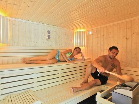 Camping Albirondack Park Lodge And Spa - Camping Tarn - Image N°7