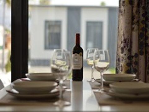 MOBILHOME 4 personnes - NEPAL