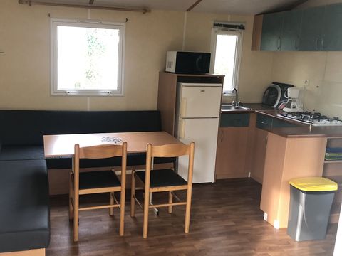 MOBILHOME 4 personnes - 20 m² + terrasse
