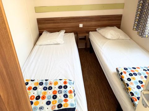 MOBILHOME 6 personnes - Jasmin 2 personnes inclus - possible 2 personnes en supplément auprès du camping
