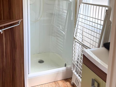 MOBILHOME 6 personnes - Jasmin 2 personnes inclus - possible 2 personnes en supplément auprès du camping