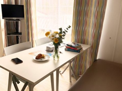 MOBILHOME 6 personnes - Bambou - capacité inclus 2 personnes / capacité max 4 personnes (supplément auprès du camping)