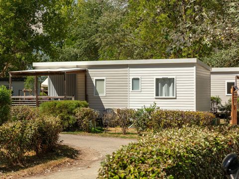 MOBILHOME 6 personnes - Confort | 3 Chambres | 6 Couchages | Petite Terrasse | 1 Salle de bain | Climatisation MOBILHOME 6 personnes - Confort | 3 Chambres | 6 Couchages | Petite Terrasse | 1 Salle de bain | Climatisation