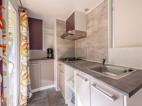 Mobilhome 4 personnes - Comfort | 2 Ch. | 4 Pers. | Terrasse surélevée | 1 SDB