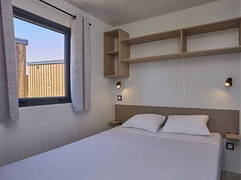 CHALET 6 personnes - Chalet | Comfort | 3 Ch. | 4/6 Pers. | Terrasse Simple | 1 SDB | Clim. CHALET 6 personnes - Chalet | Comfort | 3 Ch. | 4/6 Pers. | Terrasse Simple | 1 SDB | Clim.