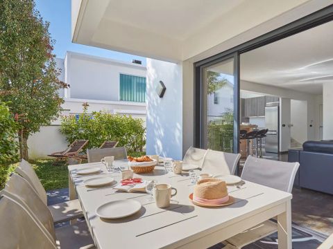 VILLA 8 personnes - 8 personnes (env. 143 m²)