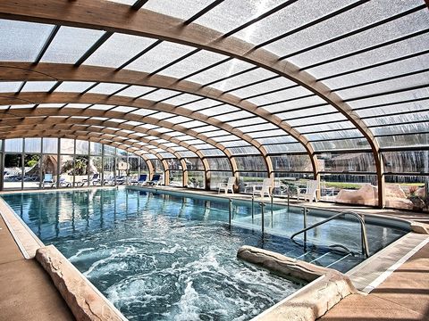 Camping Les Portes Du Beaujolais - Camping Rhone