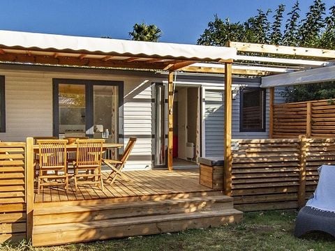 MOBILHOME 7 personnes - PREMIUM - 3 chambres avec climatisation +TV+ Plancha à gaz + 2 SDB 