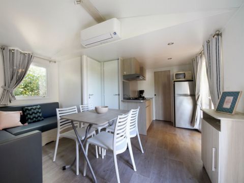 Mobilhome 4 personnes - CLASSIQUE - 2 chambres avec climatisation