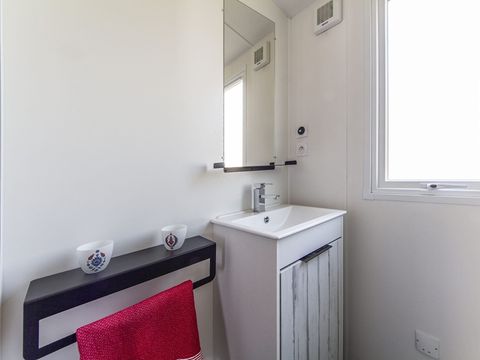 MOBILHOME 8 personnes - CONFORT - 4 chambres avec climatisation +TV+ 2 SDB 