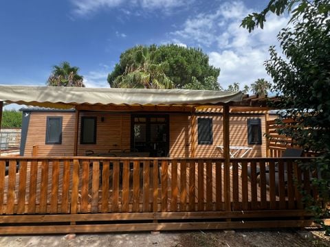 Mobilhome 8 personnes - PREMIUM - 3 chambres avec climatisation +TV+ Plancha à gaz + 2 SDB - 2026