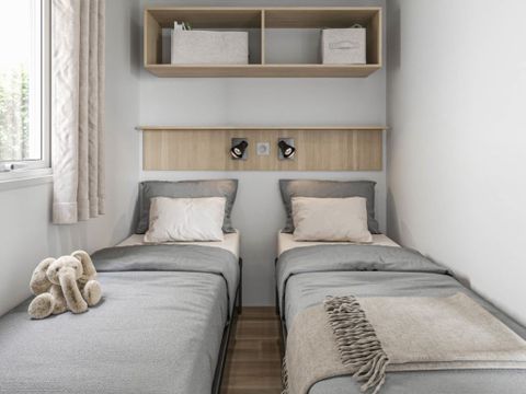 Mobilhome 8 personnes - PREMIUM PLUS - 3 chambres avec climatisation +TV+ Plancha à gaz - 2 salles de bain