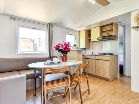 MOBILHOME 8 personnes - Evolution 4 Pièces 6/8 Personnes Climatisé + TV