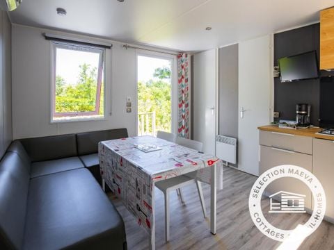 MOBILHOME 4 personnes - Confort 3 Pièces 4 Personnes Climatisé + TV