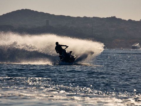 Tour Opérateur sur camping 5* à Port Grimaud - Camping Var - Image N°12