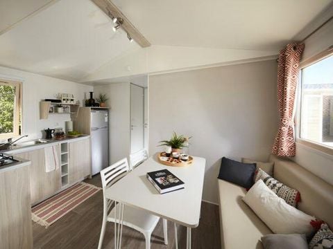 MOBILHOME 6 personnes - Pyrénées 3 Pièces 4/6 Personnes Climatisé + TV