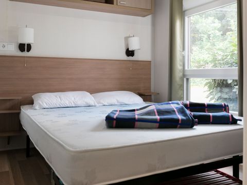 MOBILHOME 6 personnes - Platine, 3 chambres, Par Lifestyle Holidays  