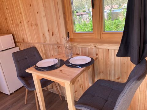 HÉBERGEMENT INSOLITE 2 personnes - Roulotte 2p