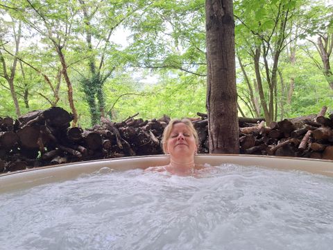 HÉBERGEMENT INSOLITE 3 personnes - KOTA finlandais & Spa privatif