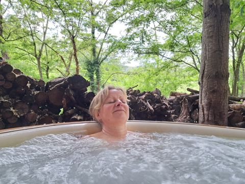 HÉBERGEMENT INSOLITE 3 personnes - KOTA finlandais & Spa privatif